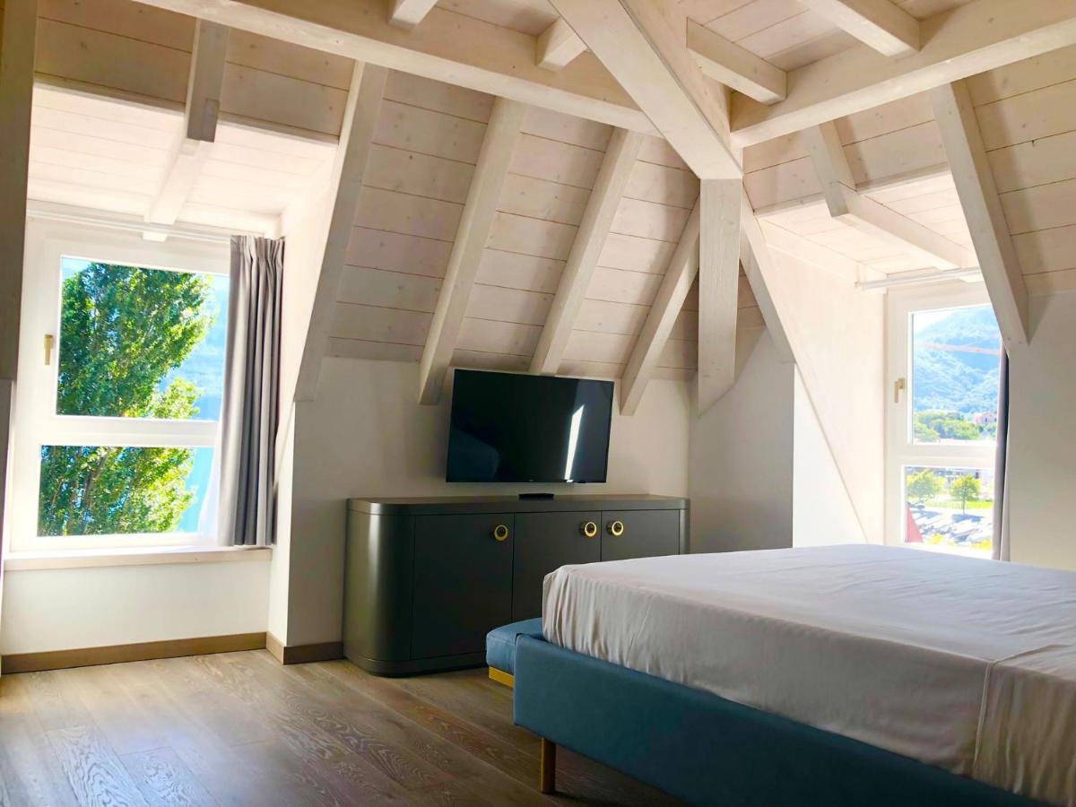 Luxury Suites Rocopom - Lake Front Malgrate Εξωτερικό φωτογραφία