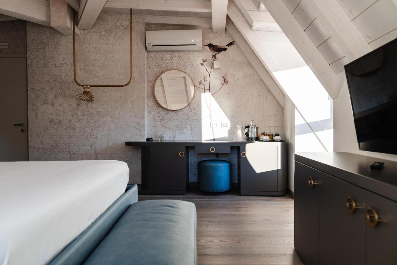 Luxury Suites Rocopom - Lake Front Malgrate Εξωτερικό φωτογραφία