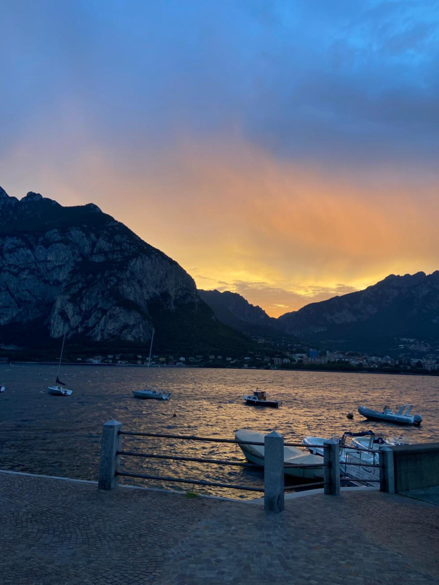 Luxury Suites Rocopom - Lake Front Malgrate Εξωτερικό φωτογραφία