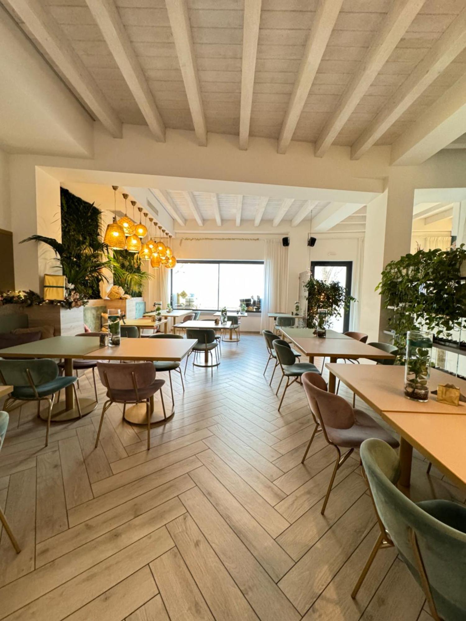 Luxury Suites Rocopom - Lake Front Malgrate Εξωτερικό φωτογραφία